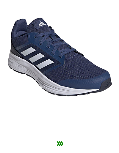 ランニングシューズ