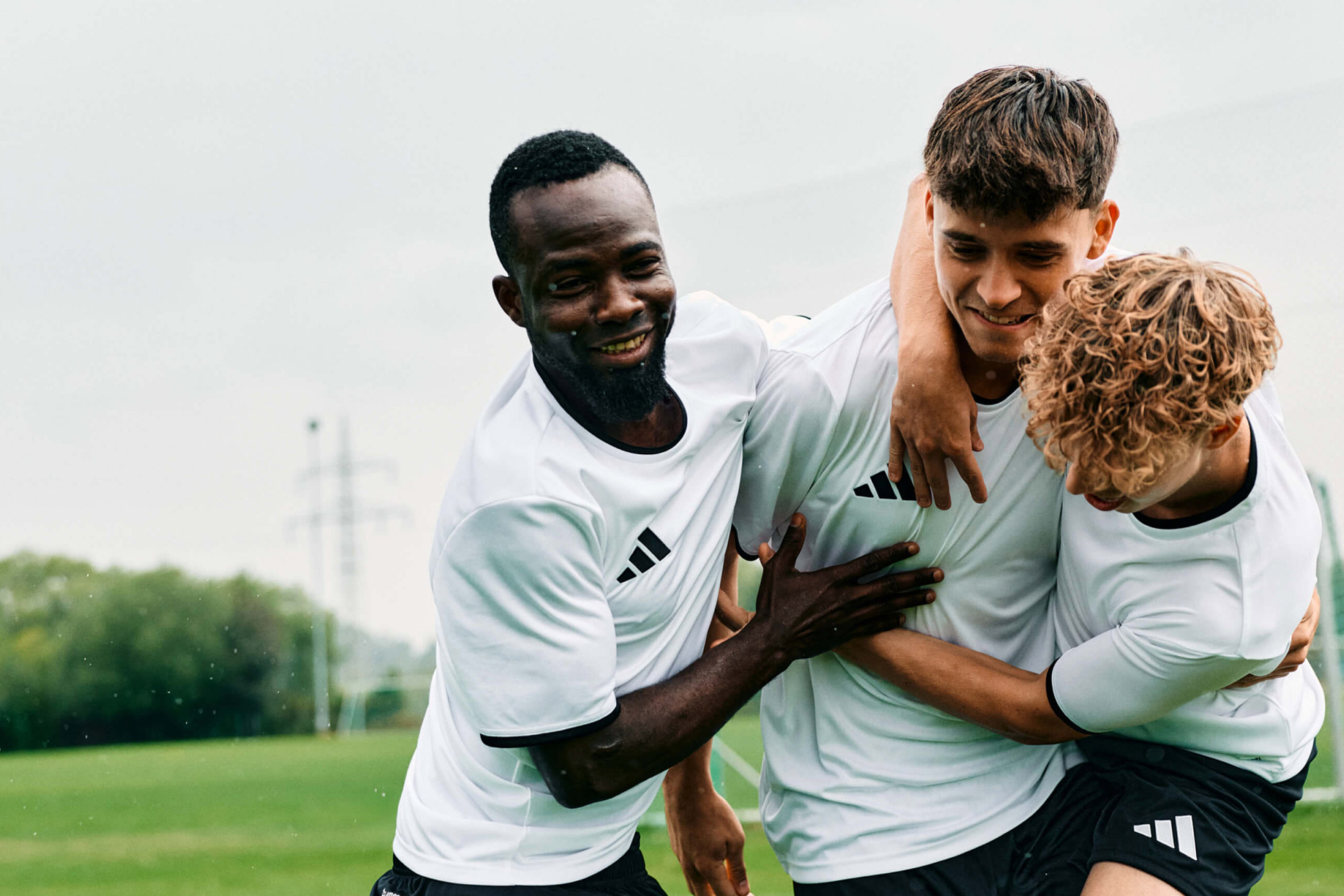 adidas/アディダス サッカー・フットサル ユニフォーム作成