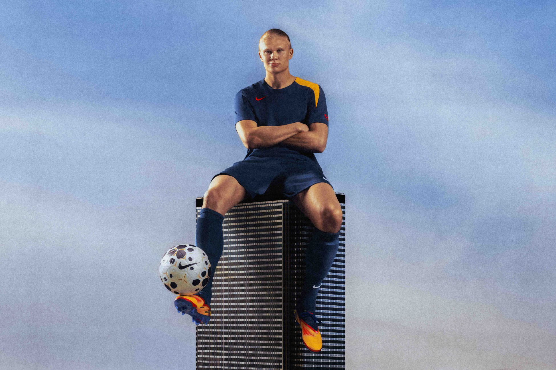 アーリング・ハーランド選手着用 シグネチャーモデル NIKE PHANTOM 6