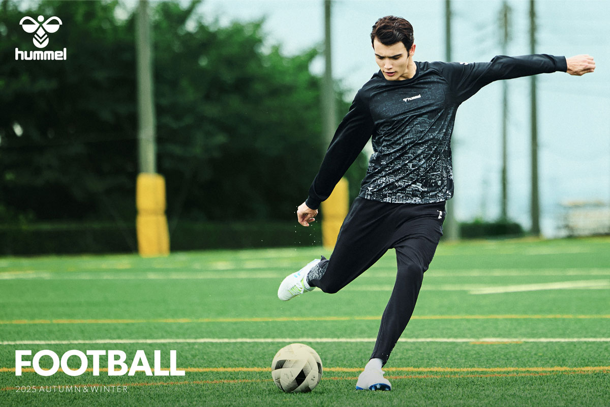 サッカーウェア/トレーニングウェア / Soccer Wear / Training Wear 特集