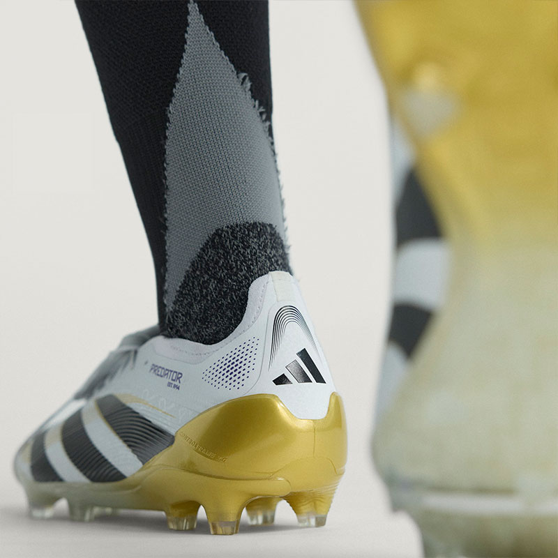 アディダス プレデター / adidas PREDATOR