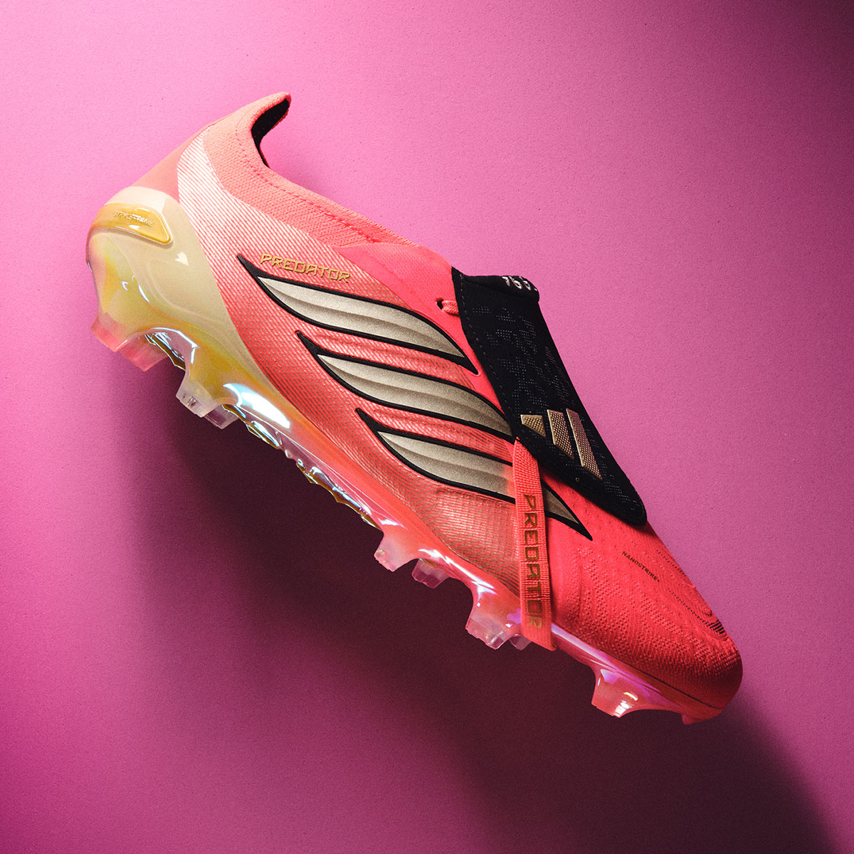 adidas Predator サッカーシューズ スパイク グリーン/ピンク アディダス プレデター / adidas PREDATOR -サッカーショップ【SWS】