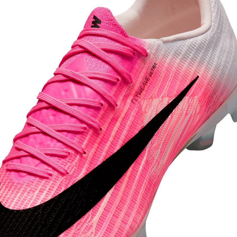 ナイキ マーキュリアル / NIKE MERCURIAL
