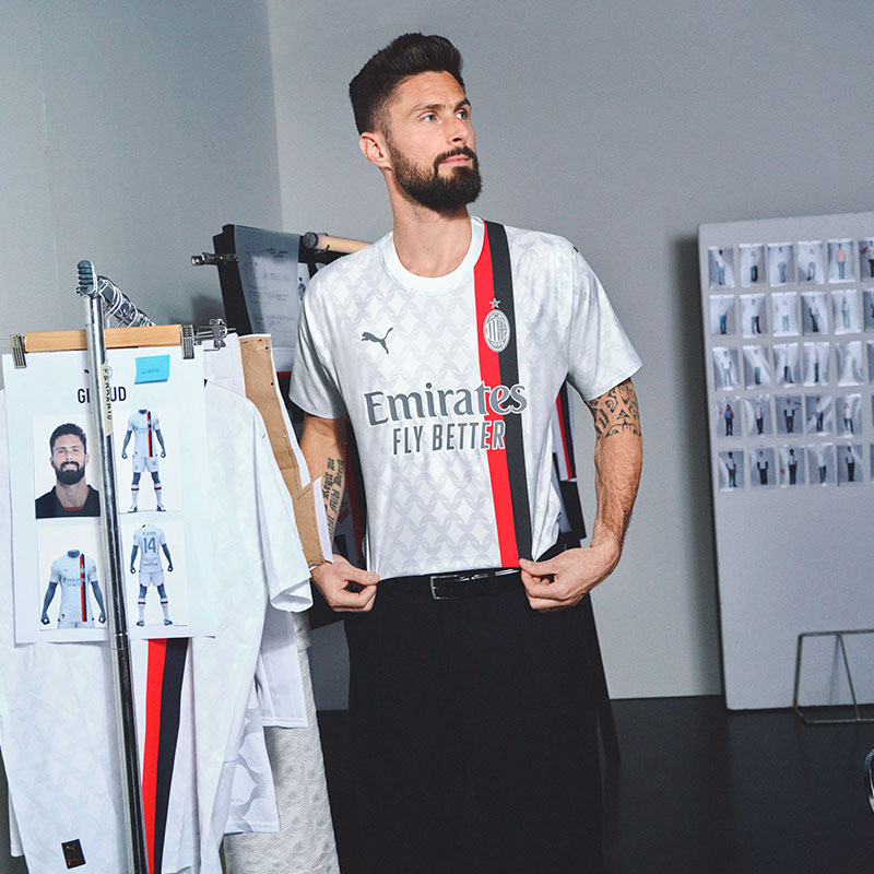 ACミラン ユニフォーム&ウェア 特集 / AC MILAN -サッカーショップ【SWS】
