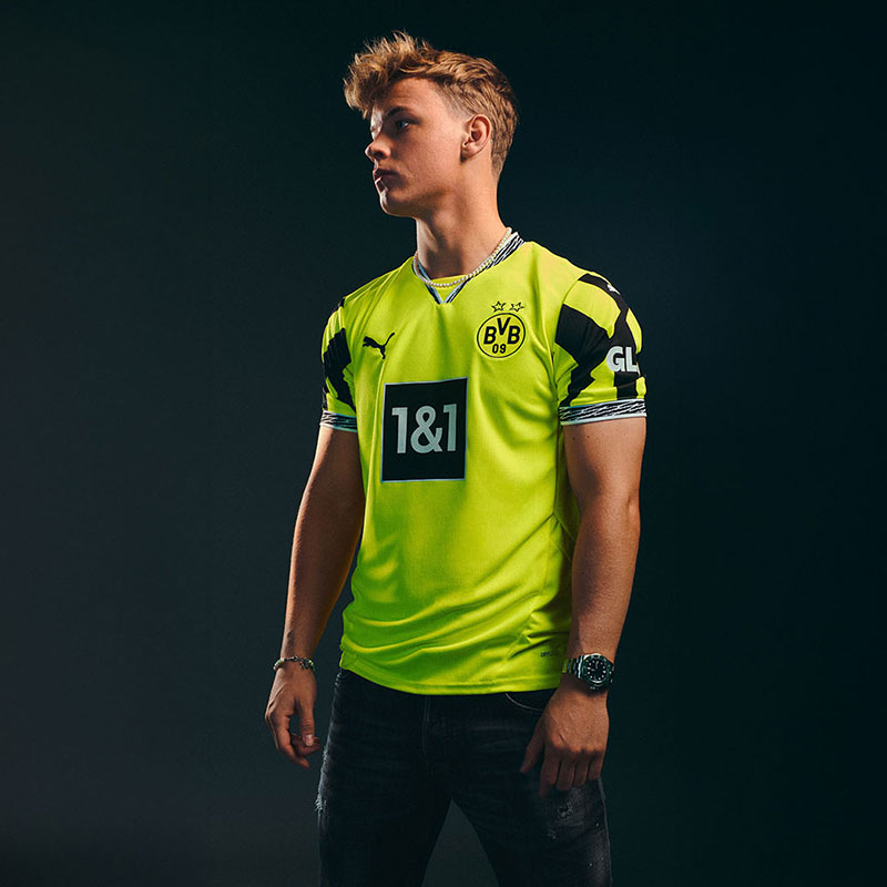 DORTMUND ドルトムント　ドイツ　サッカースカーフ ドルトムント マフラー ユスファ・ムココ - ボルシア
