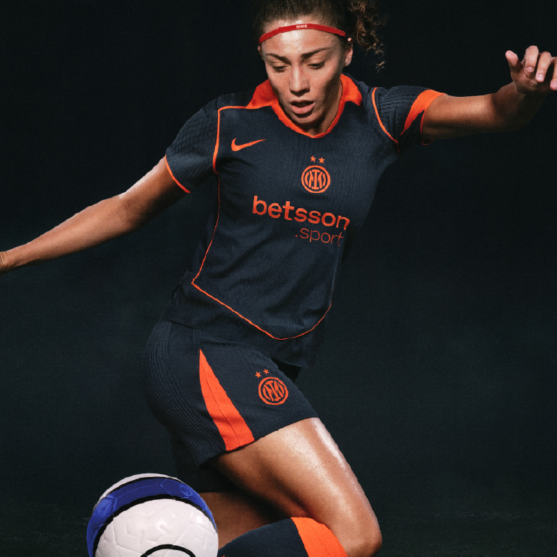 インテル ユニフォーム＆ウェア 特集 / INTER -サッカーショップ【SWS】