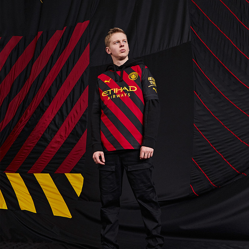 マンチェスターシティ ユニフォーム ウェア 特集 Manchester City サッカーショップ Sws