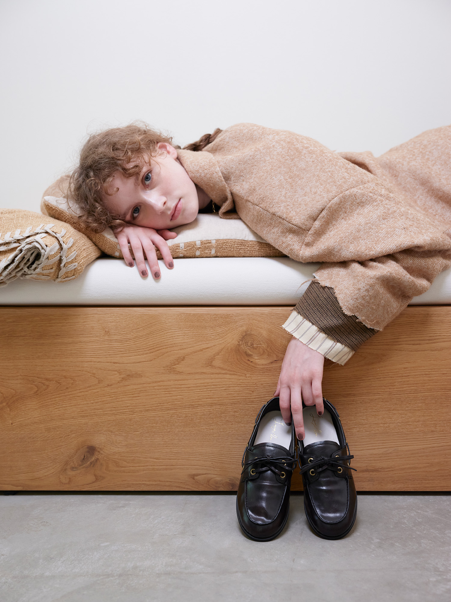 S154 ソフトデッキシューズ ブラック