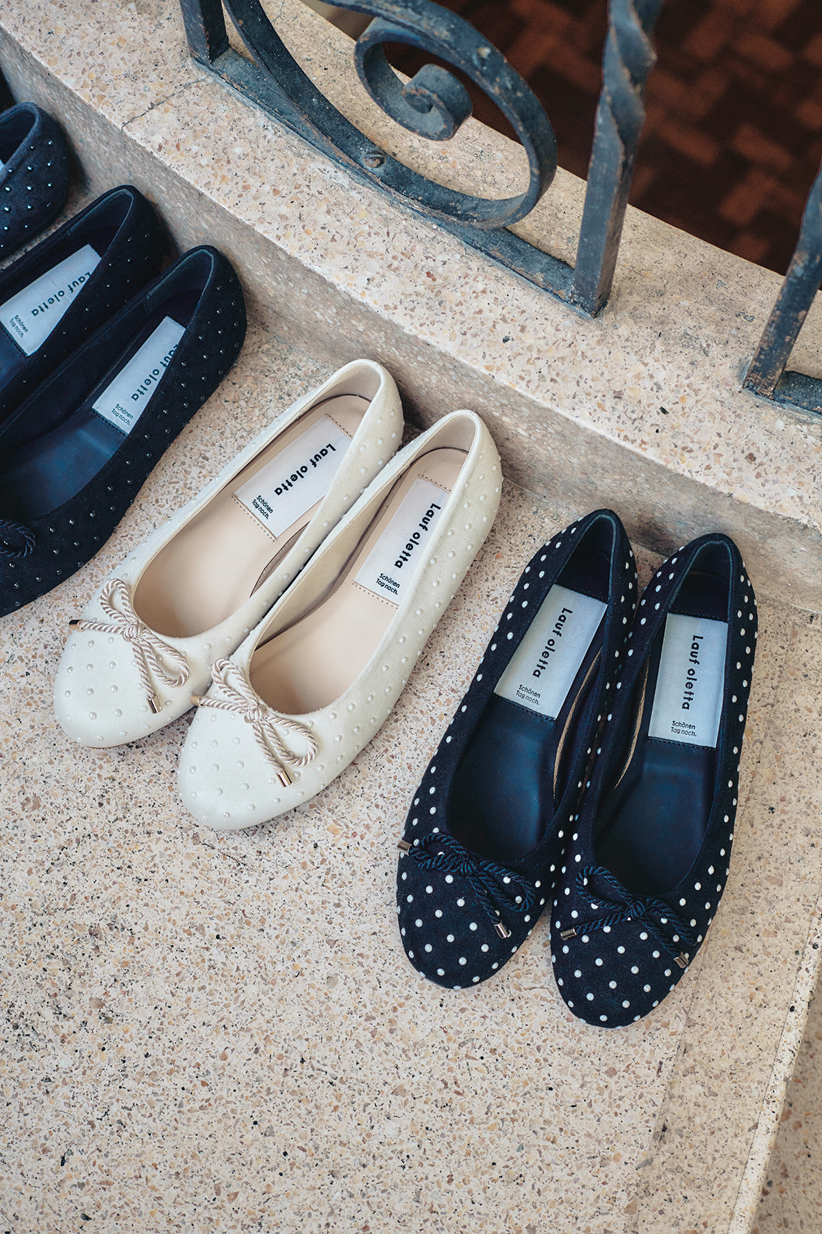 L111 パールスタッズバレエ