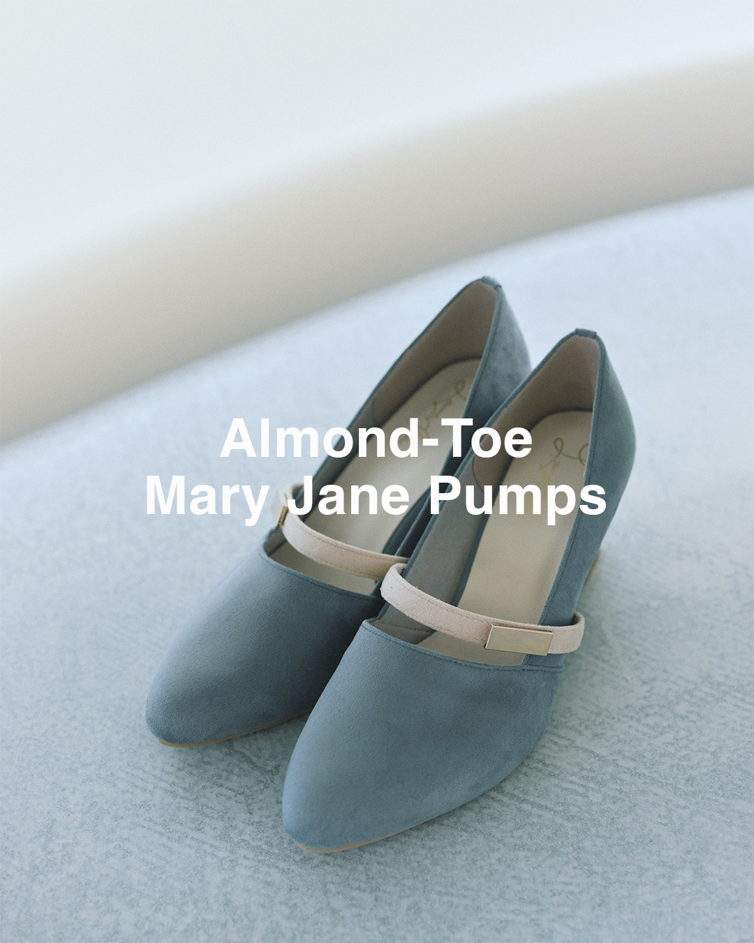 LOOK_09_Almond-Toe Mary Jane Pumps（0614）