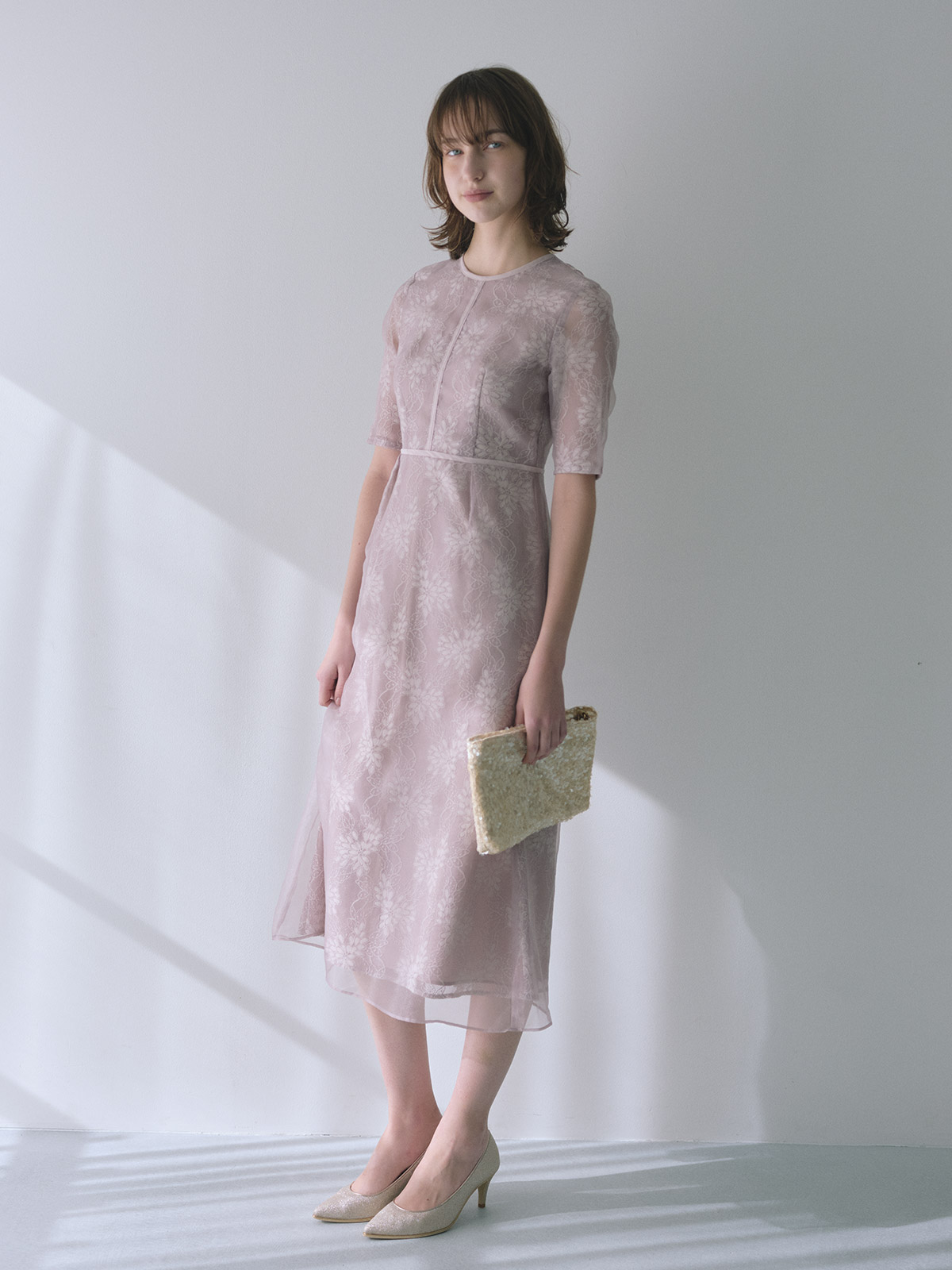 ゴールドラインパンプス コーディネート